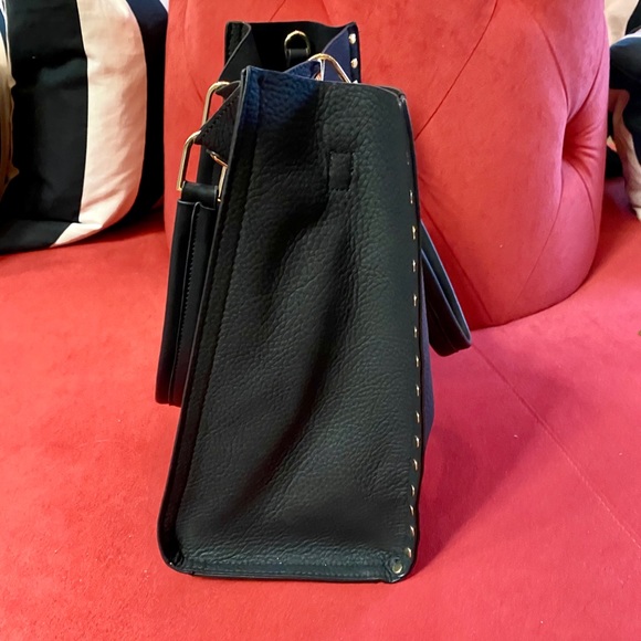 Black shopper tote with gold studs - Picture 6 of 8